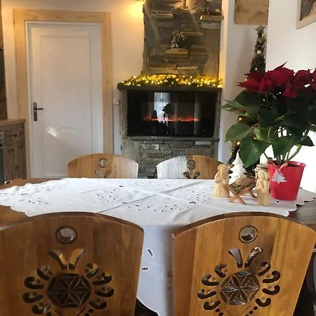 Szafran Z Widokiem Na Gory Apartmán *