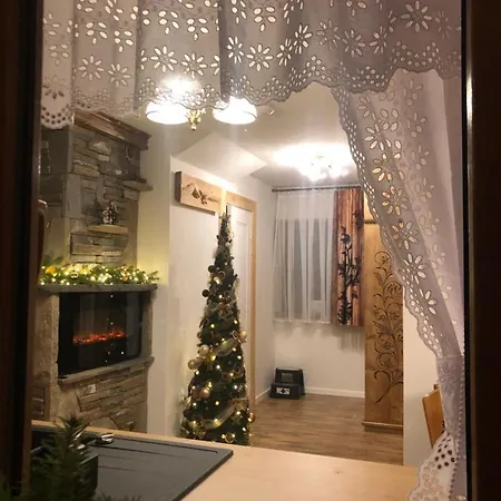 Szafran Z Widokiem Na Gory