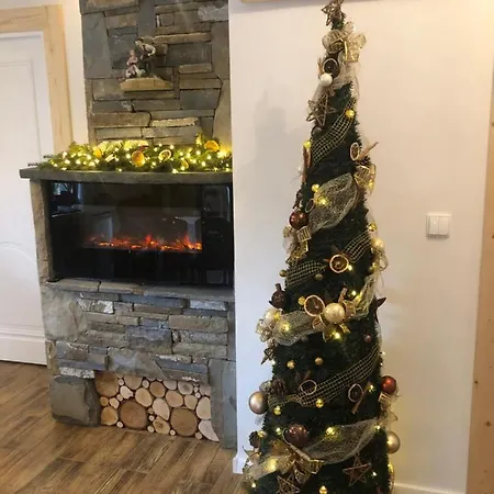 Szafran Z Widokiem Na Gory