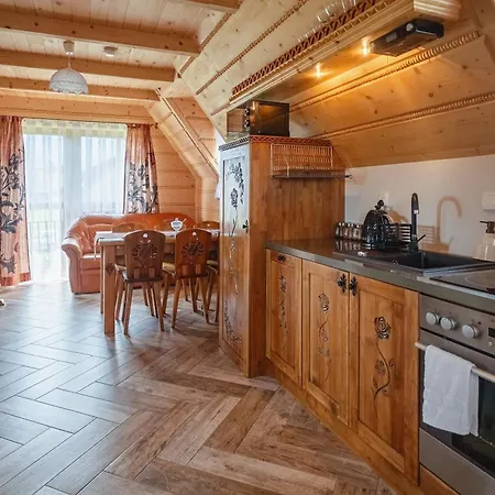 Szafran Z Widokiem Na Gory *