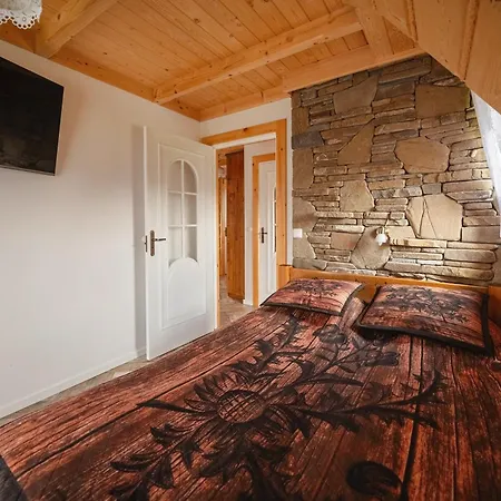Szafran Z Widokiem Na Góry Apartamento *