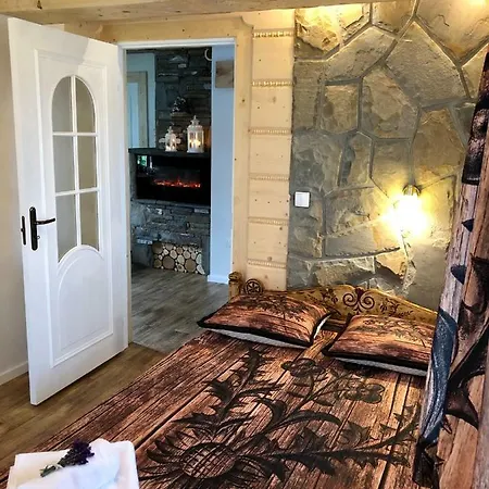 Szafran Z Widokiem Na Gory