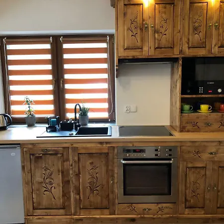 Szafran Z Widokiem Na Gory ザコパネ