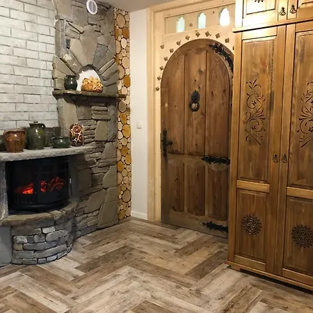 Szafran Z Widokiem Na Gory