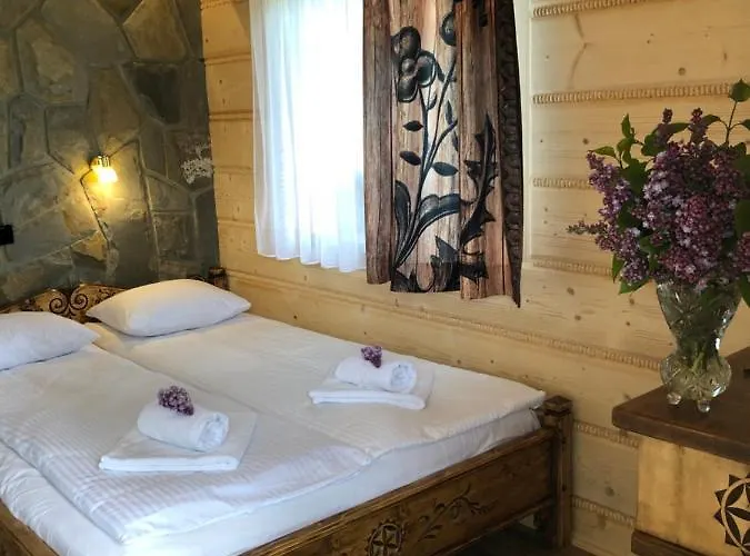 Szafran Z Widokiem Na Gory *