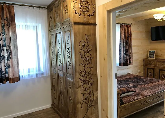 Szafran Z Widokiem Na Gory *